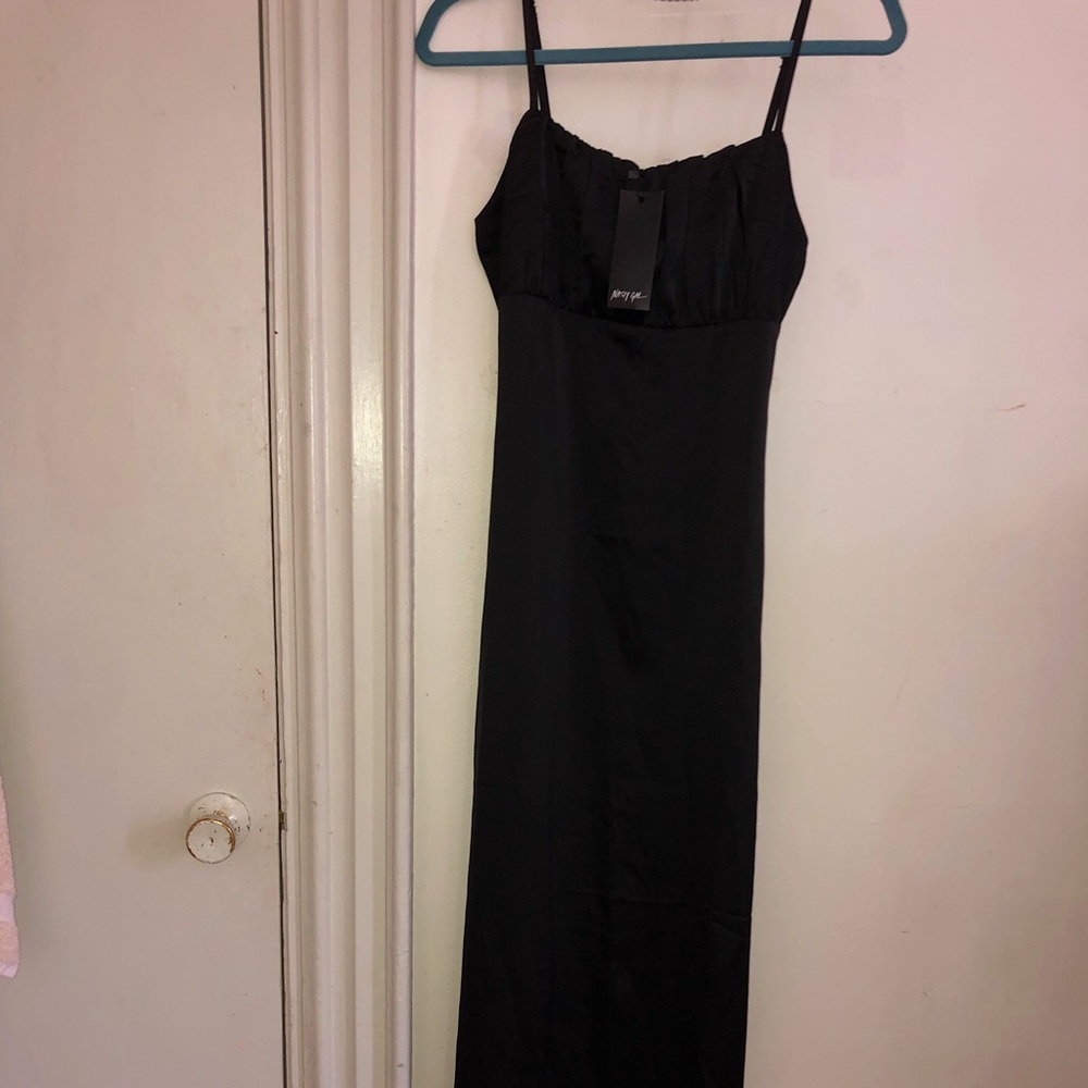 Black Ruched Bust Strappy Maxi Dress
